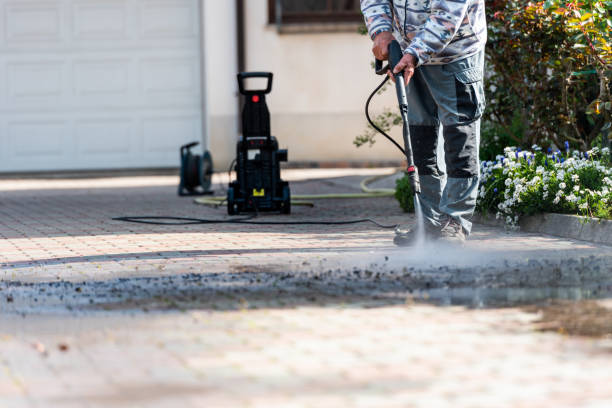 Best Deck Cleaning Services  in Jeffersonville, KY